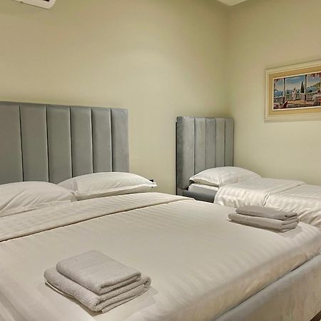 Bujtina Apsus Hotel Berat Bagian luar foto