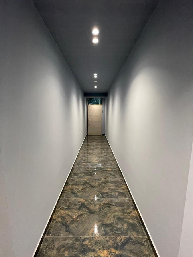 Bujtina Apsus Hotel Berat Bagian luar foto