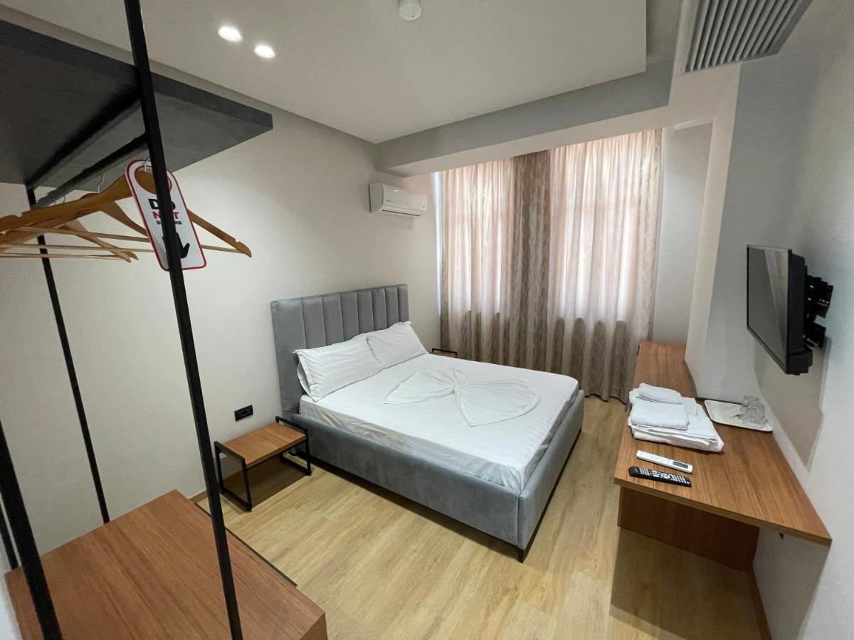 Bujtina Apsus Hotel Berat Bagian luar foto