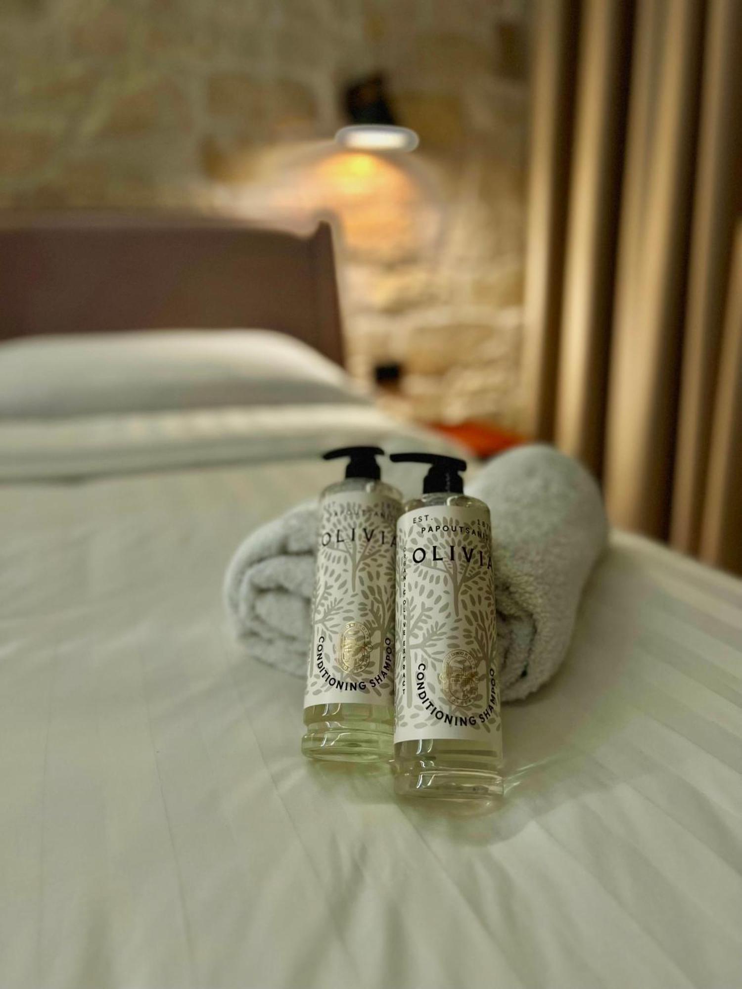 Bujtina Apsus Hotel Berat Bagian luar foto